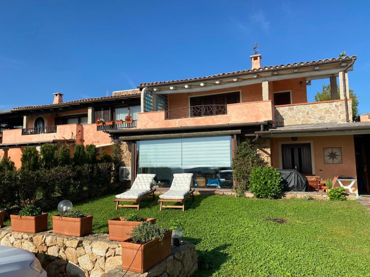 Villa Claude&Kate'S Dream House Loiri Porto San Paolo Exterior foto