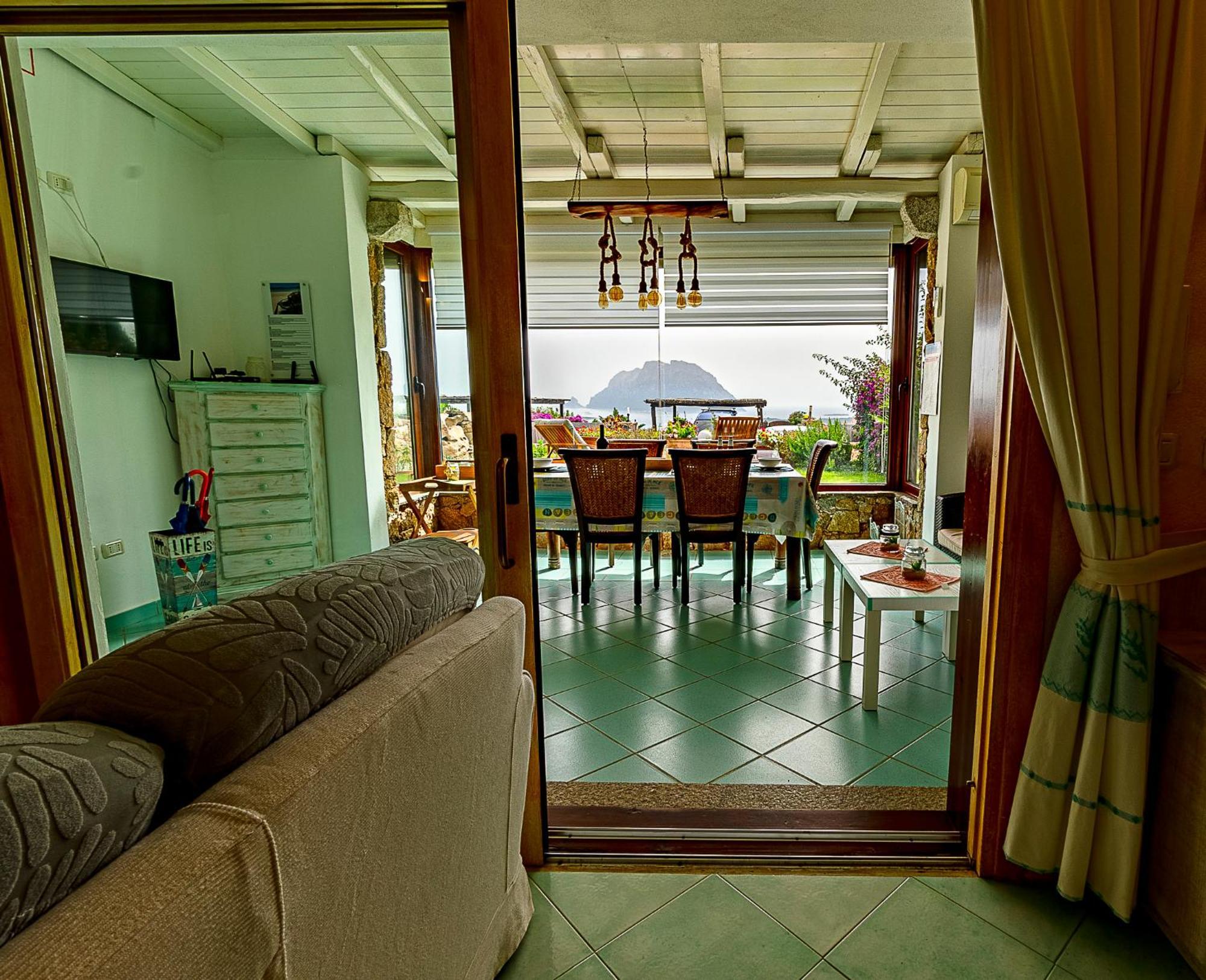 Villa Claude&Kate'S Dream House Loiri Porto San Paolo Exterior foto